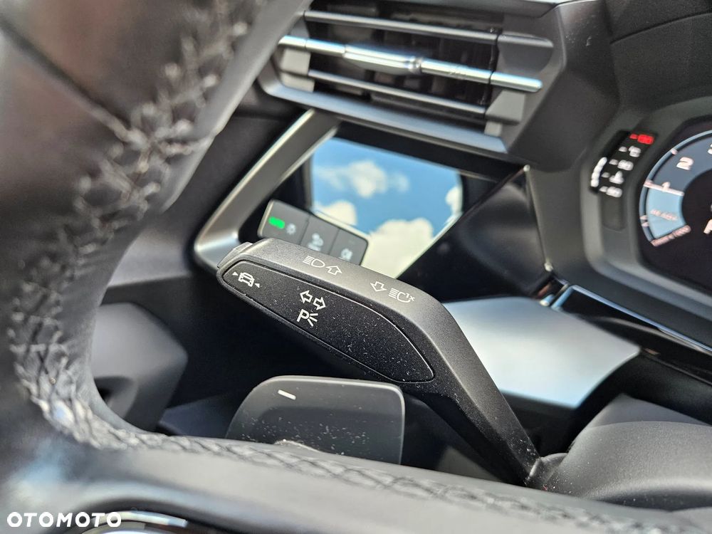 Audi A3 Sportback 30 TFSI mHEV S tronic - 16