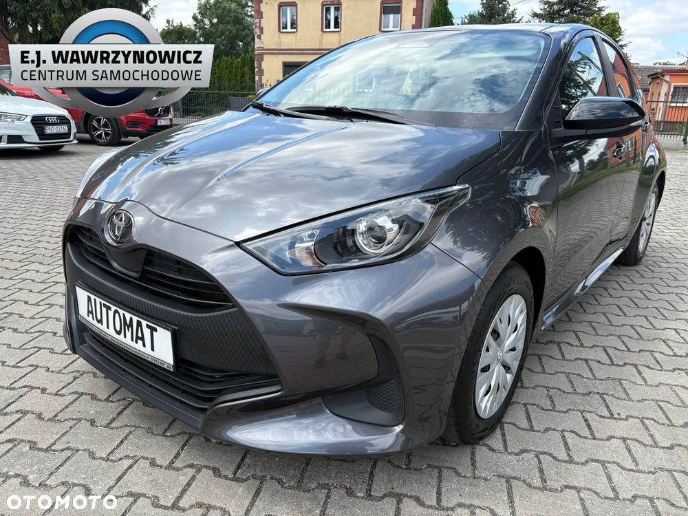Toyota Yaris - 1