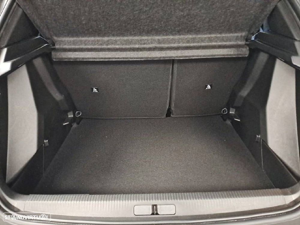 Peugeot 2008 2025 photo 5