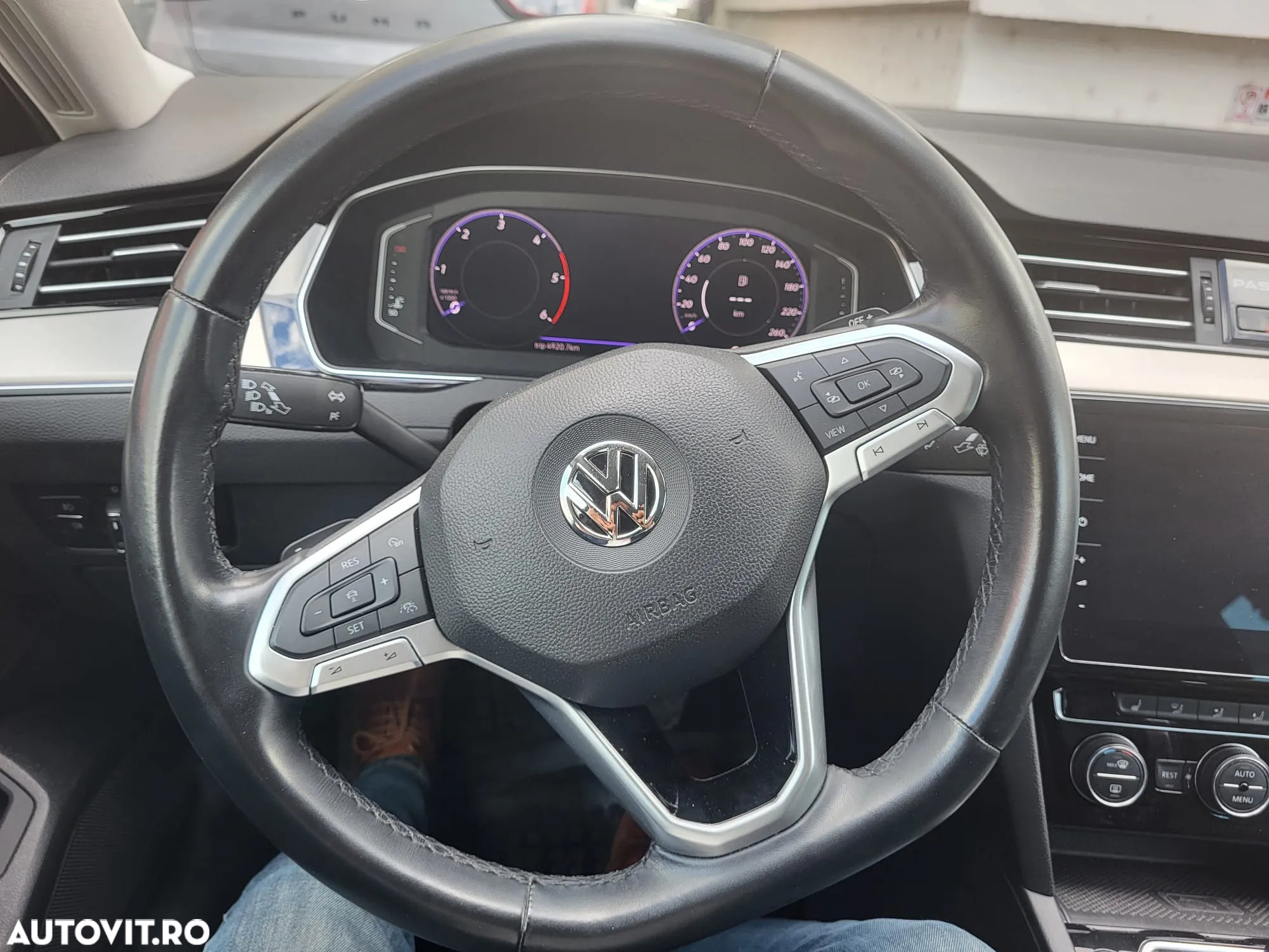Volkswagen Passat 2.0 TDI DSG Highline - 2
