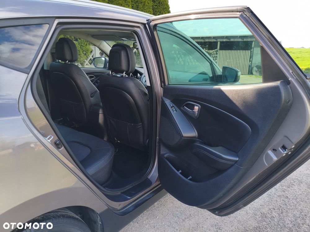 Hyundai ix35 1.7 CRDi 2WD blue Style - 26