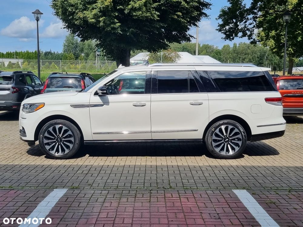 Lincoln Navigator - 4