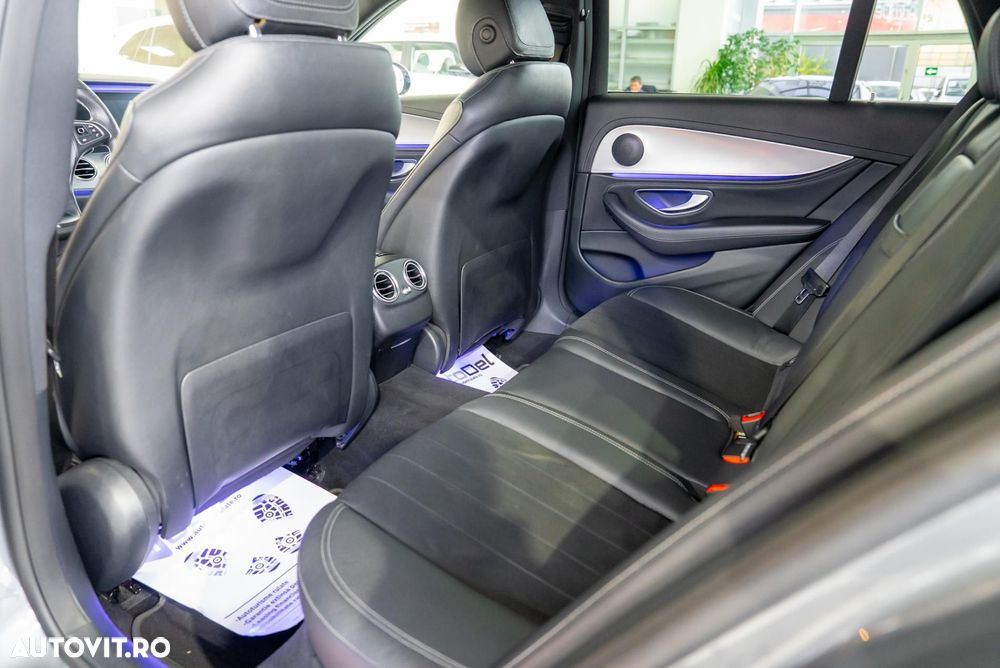 Mercedes-Benz E 220 d 4Matic T All-Terrain 9G-TRONIC Avantgarde - 22