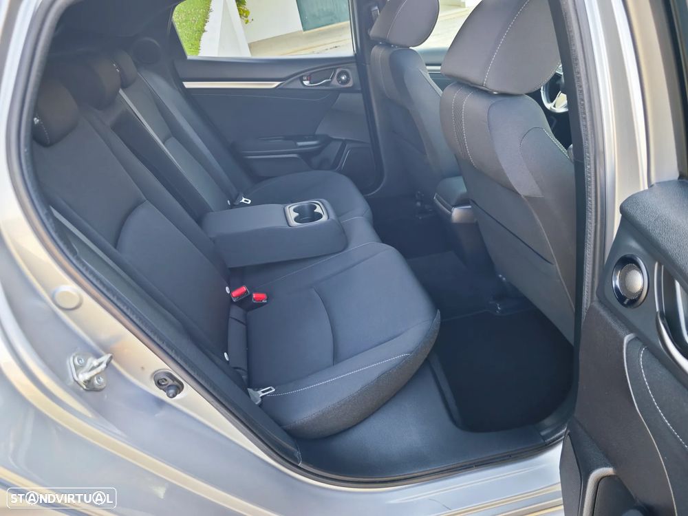 Honda Civic 1.5 i-VTEC Sport Plus CVT - 8