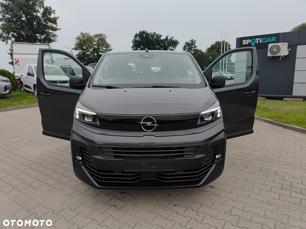 Opel Vivaro - 11
