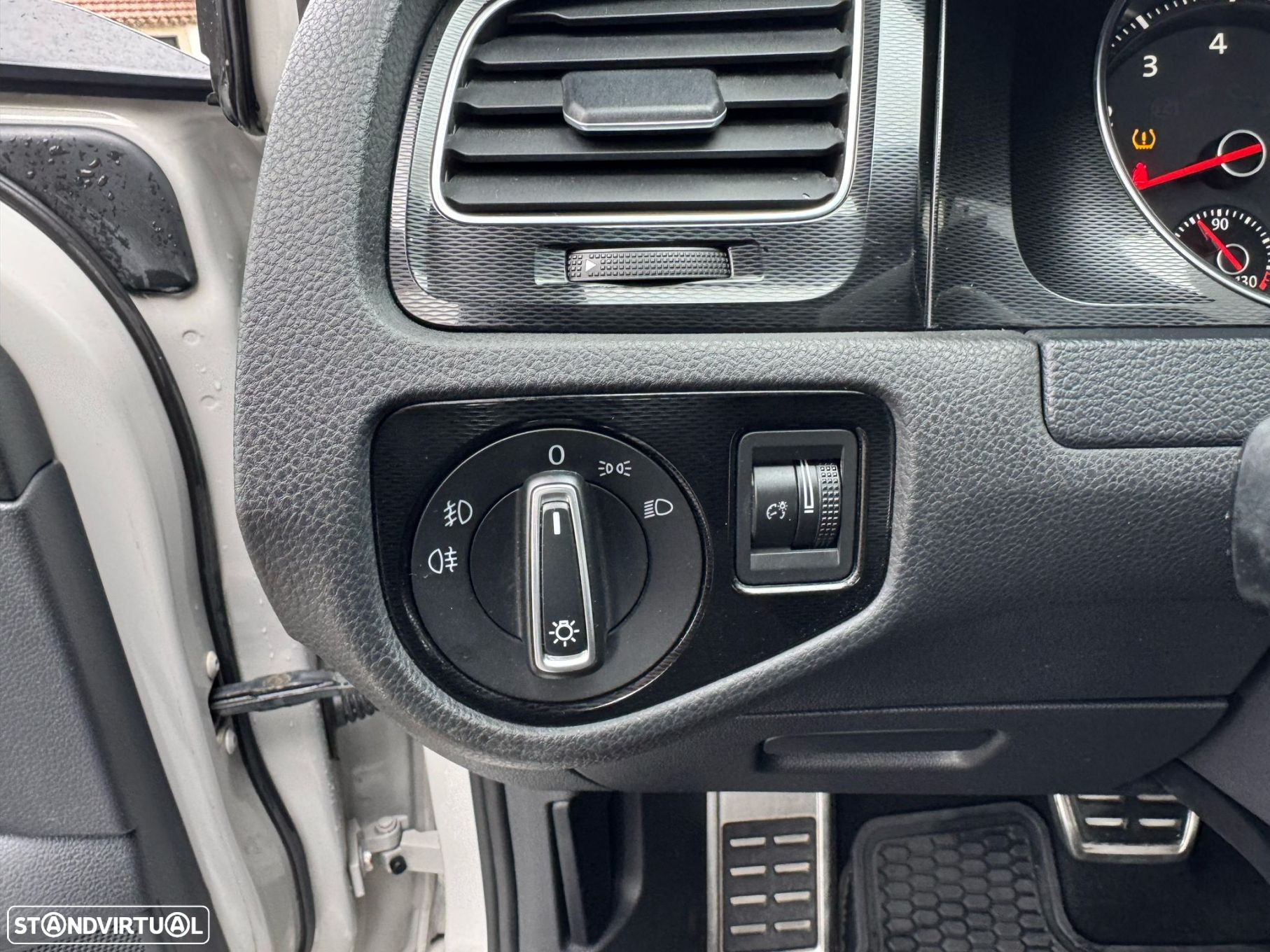 VW Golf 2.0 TSi GTi DSG - 33