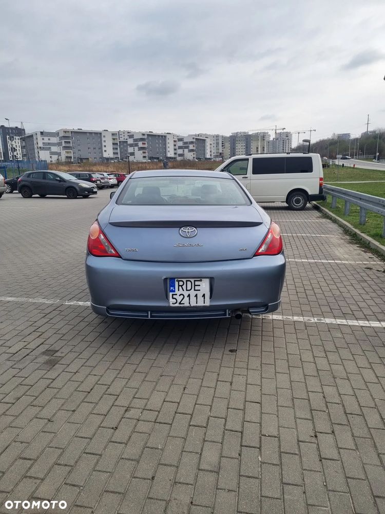 Toyota Camry Solara - 4