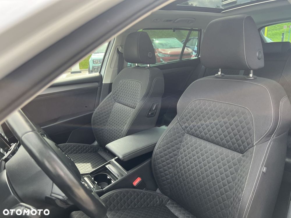 Skoda Superb 2.0 TDI 4x4 Style DSG - 11