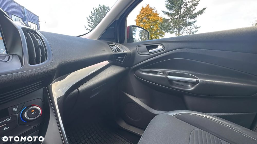 Ford Kuga 2.0 TDCi 4x4 Trend - 19