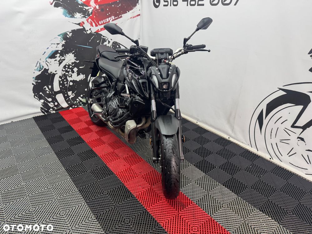 Yamaha MT - 40