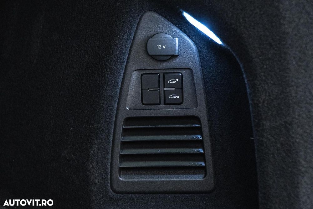 Volkswagen Touareg V6 TDI 4MOTION Elegance - 30