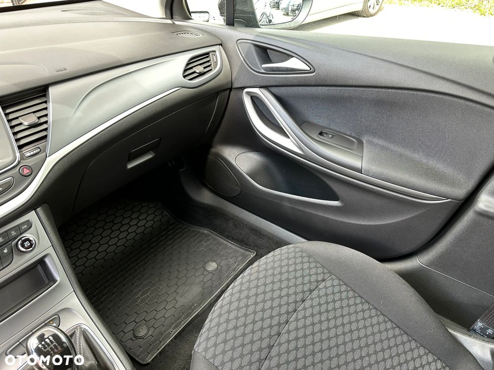 Opel Astra - 15