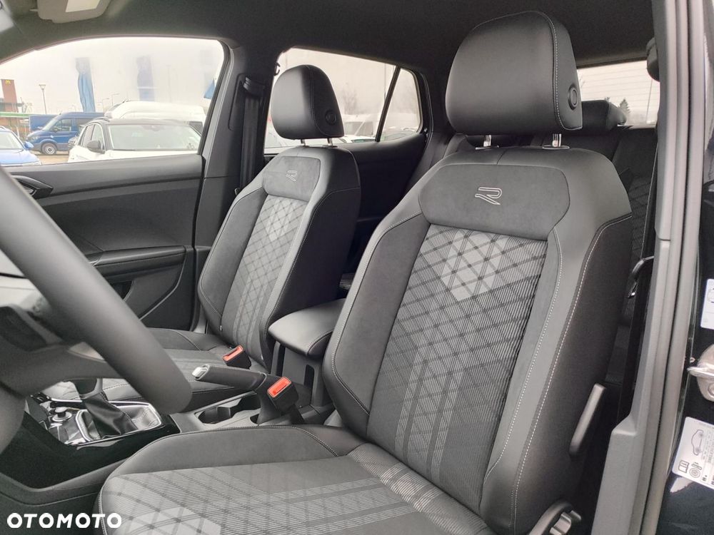 Volkswagen T-Cross - 14