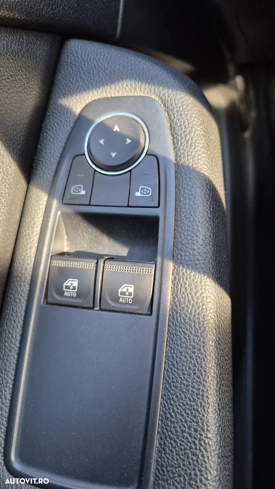 Renault Clio - 5