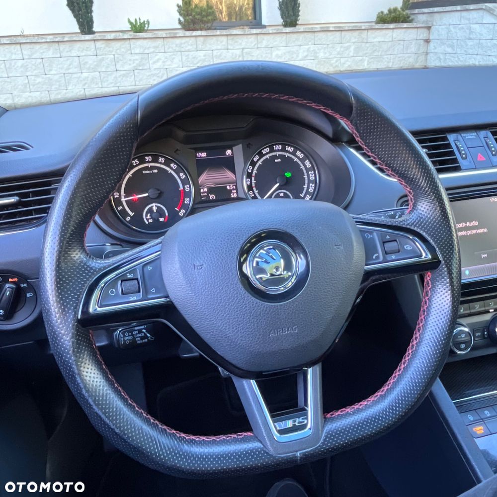 Skoda Octavia 2.0 TDI DSG RS - 12