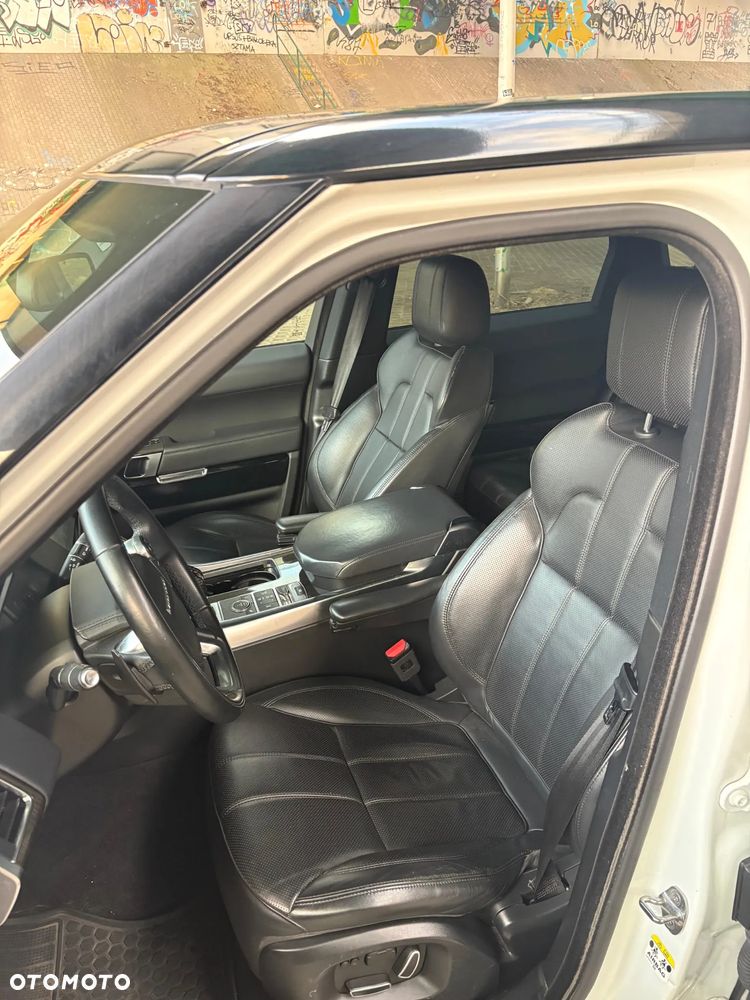 Land Rover Range Rover Sport - 11