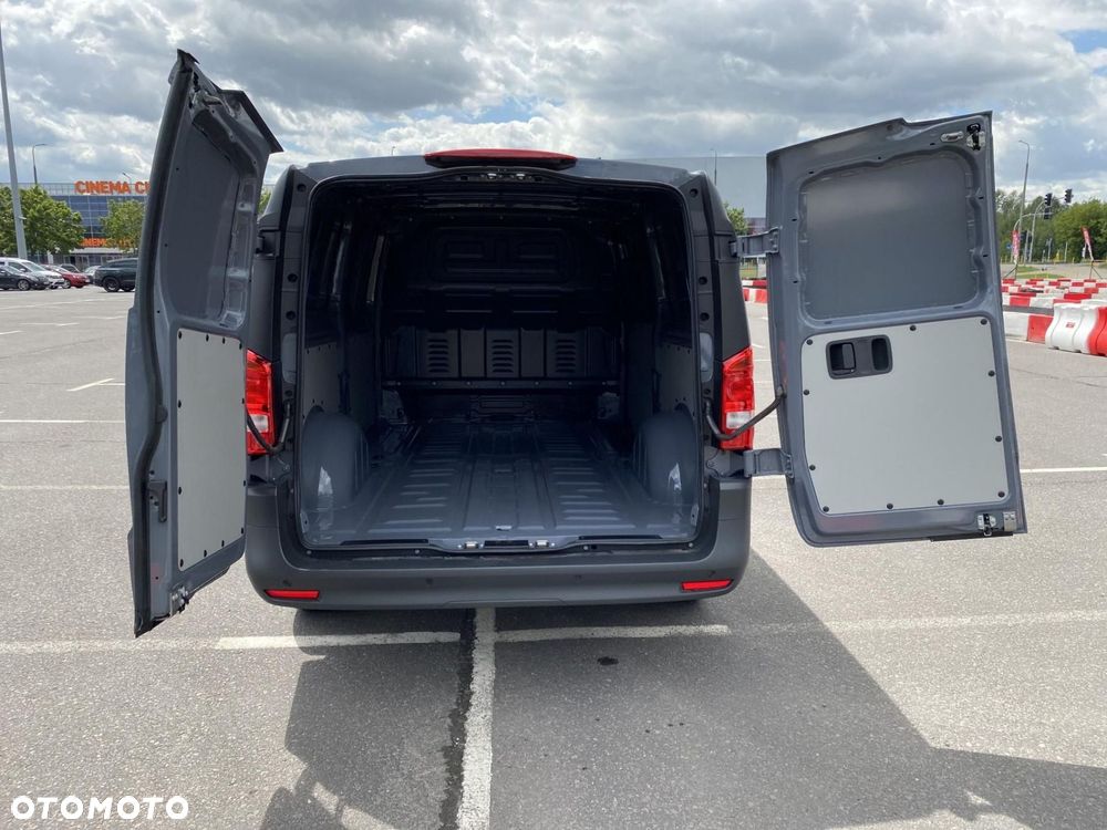Mercedes-Benz Vito - 19
