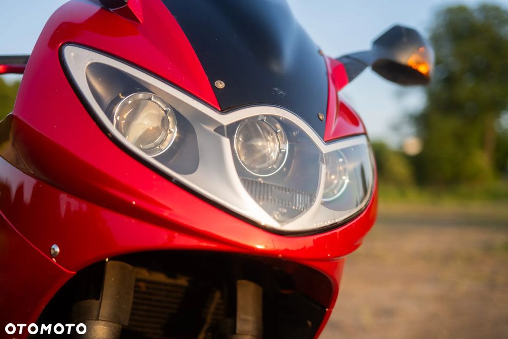 Triumph Sprint - 8