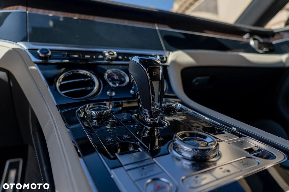 Bentley Continental GT - 15