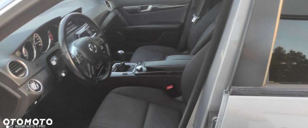 Mercedes-Benz Klasa C 200 CDI BlueEff Avantgarde - 5