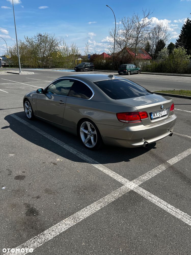 BMW Seria 3 335i - 6