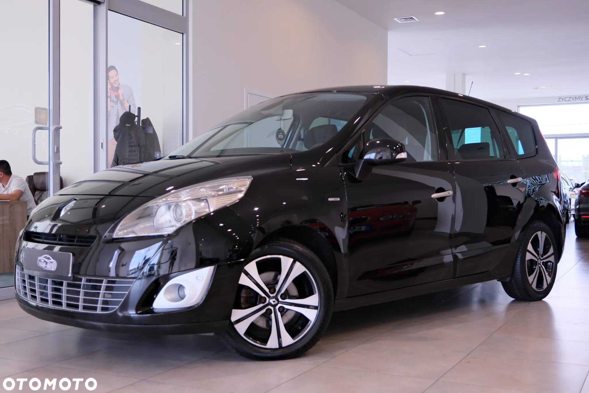 Renault Scenic 2.0 16V 140 CVT Bose Edition - 17