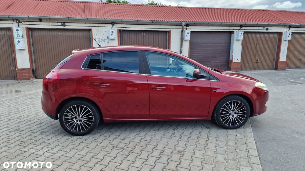 Fiat Bravo 1.9 Multijet 16V Sport - 23