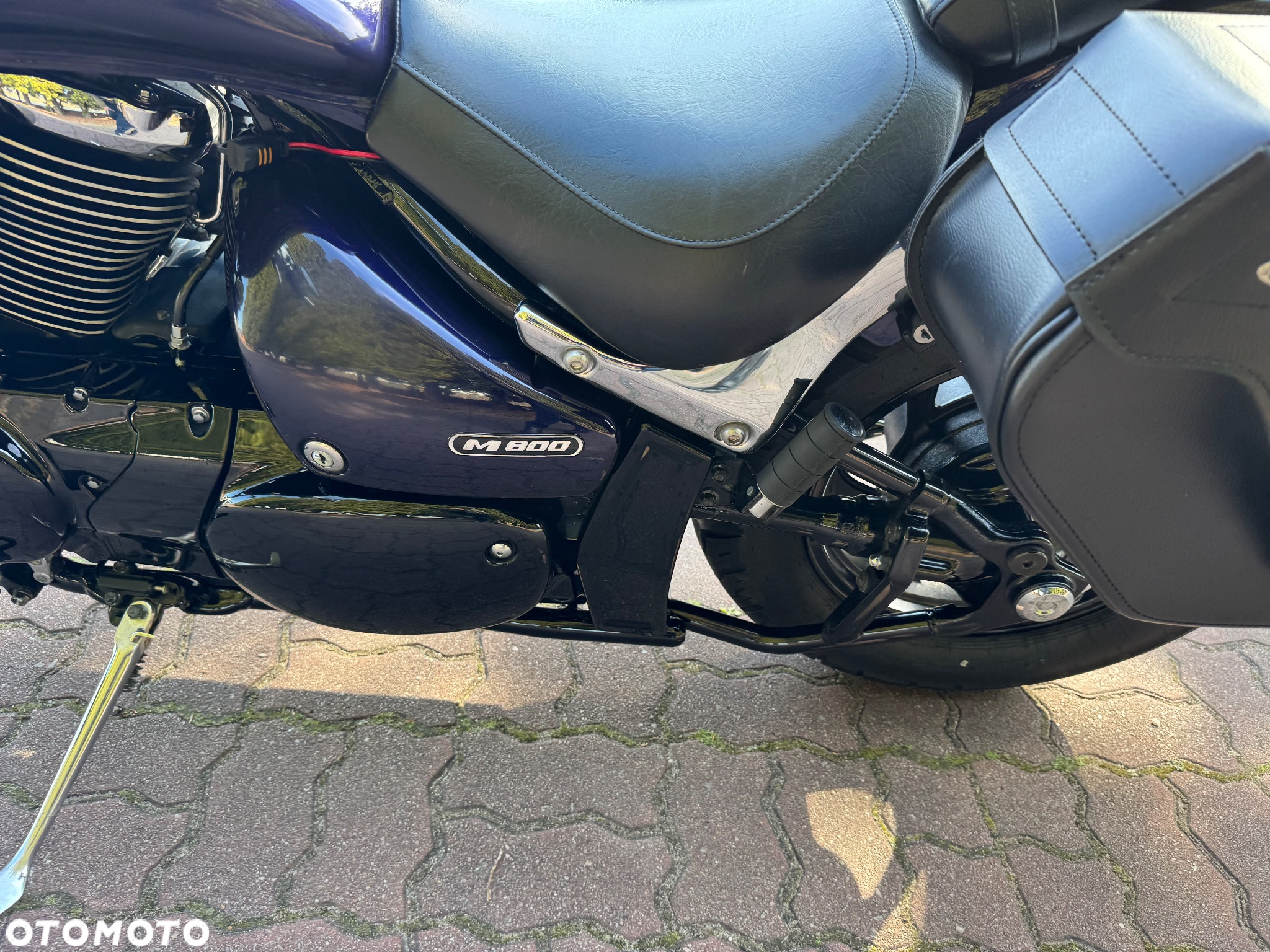 Suzuki Intruder - 14