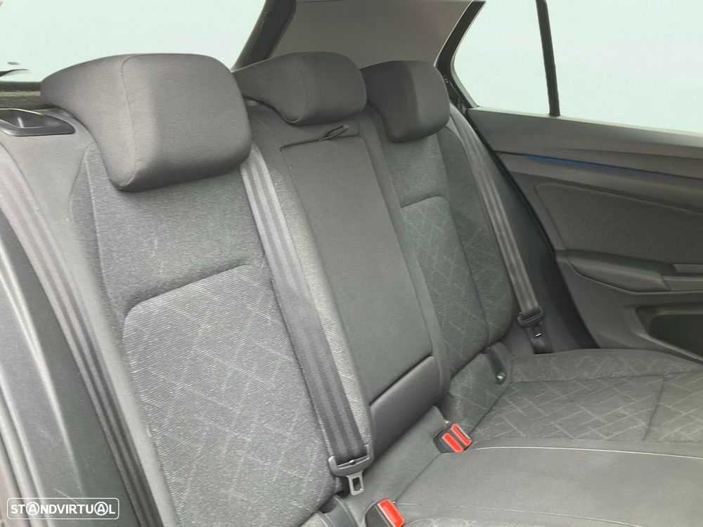 VW Golf 1.0 TSI Life - 15