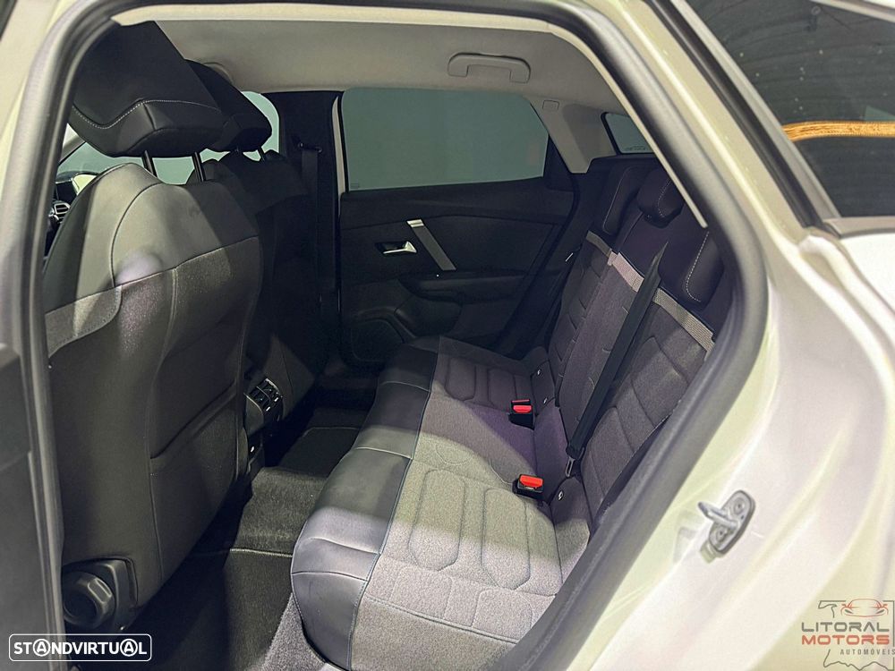 Citroën C4 PureTech 130 Stop&Start EAT8 C-SERIES - 16