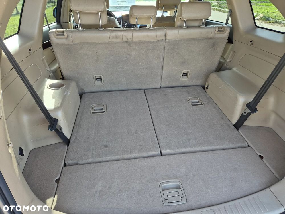 Chevrolet Captiva 2.0 d High - 12