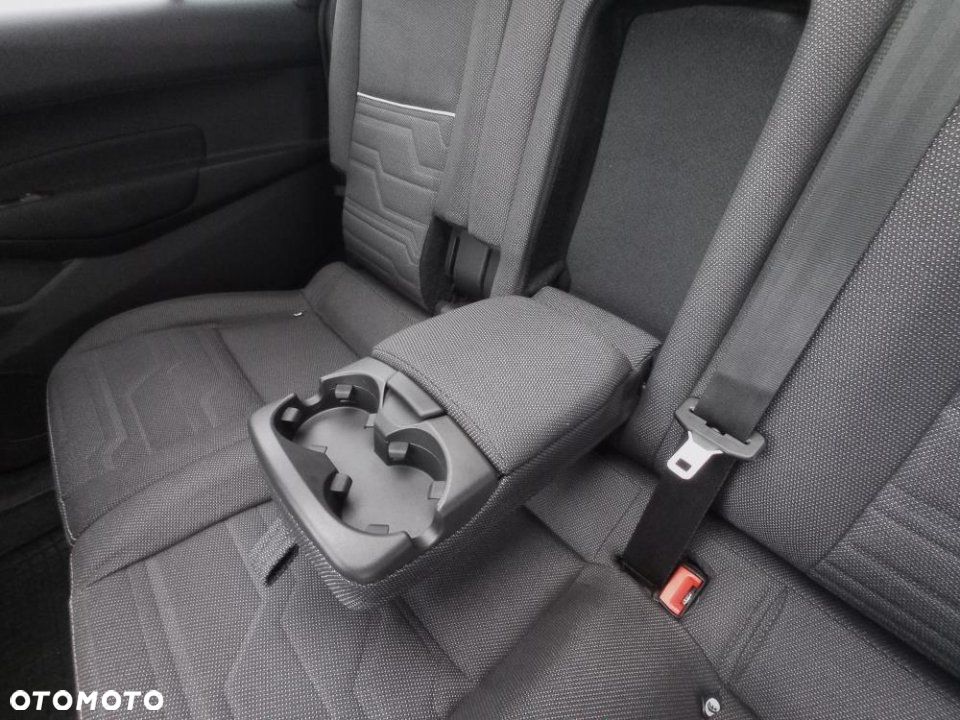 Ford Tourneo Connect - 15