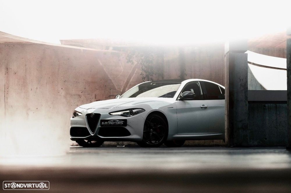 Alfa Romeo Giulia 2.2 D Veloce Q4 AT8 - 12