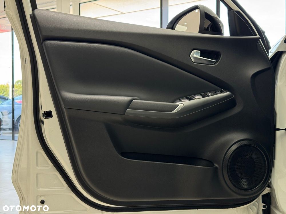 Nissan Juke 1.0 DIG-T Acenta DCT - 12