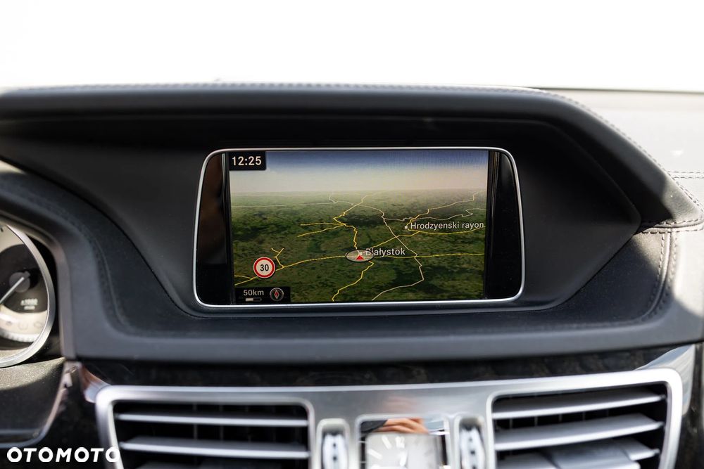 Mercedes-Benz Klasa E 350 BlueTEC 4-Matic Elegance - 24