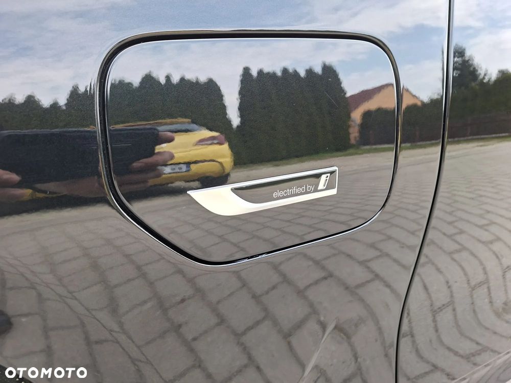 BMW Seria 3 320e PHEV xDrive - 25