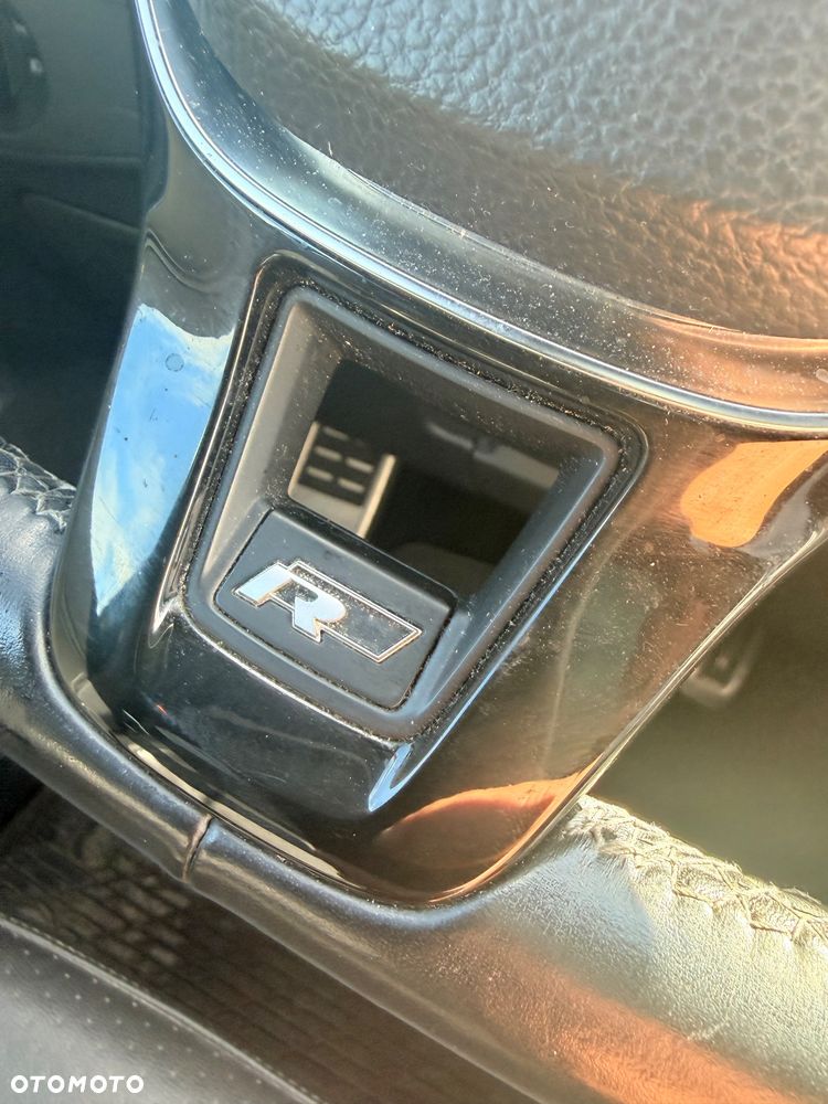 Volkswagen Tiguan Allspace - 16