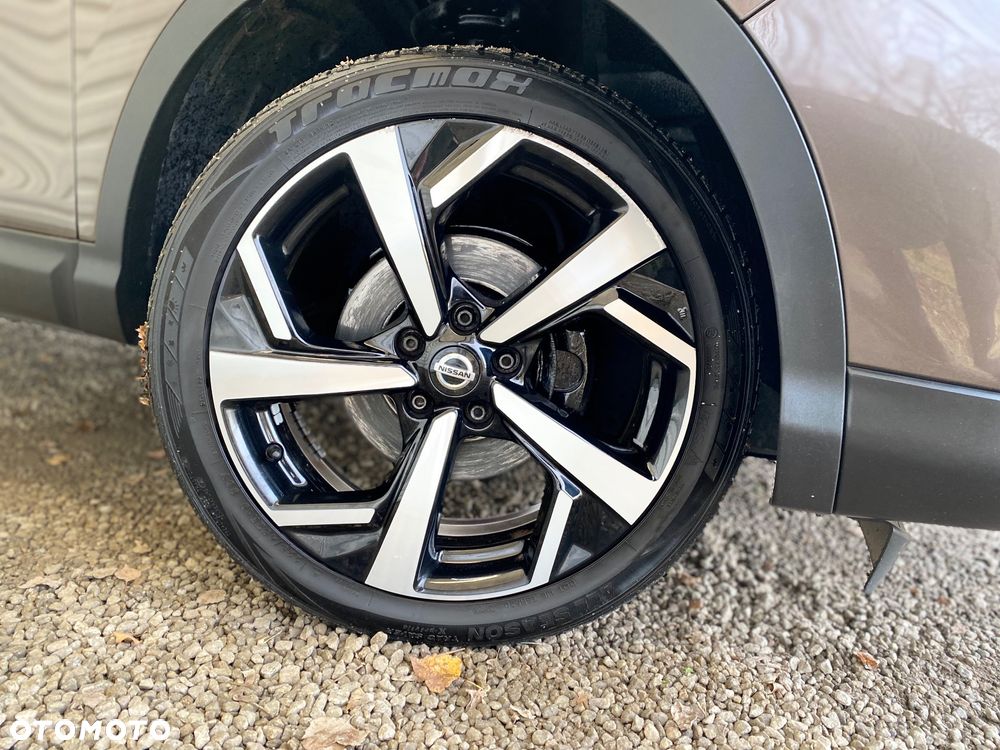 Nissan Qashqai 1.3 DIG-T TEKNA - 16