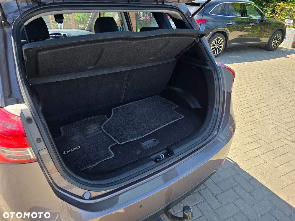 Hyundai ix20 - 18