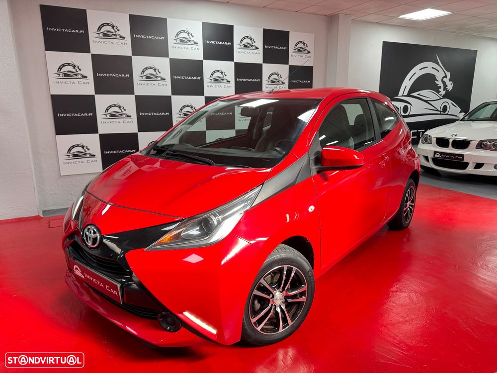 Toyota Aygo 1.0 X-Play+AC - 1
