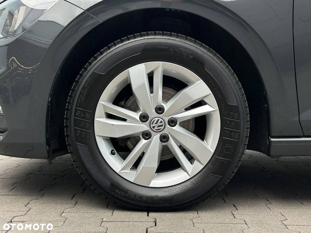 Volkswagen Polo 1.0 Comfortline - 35