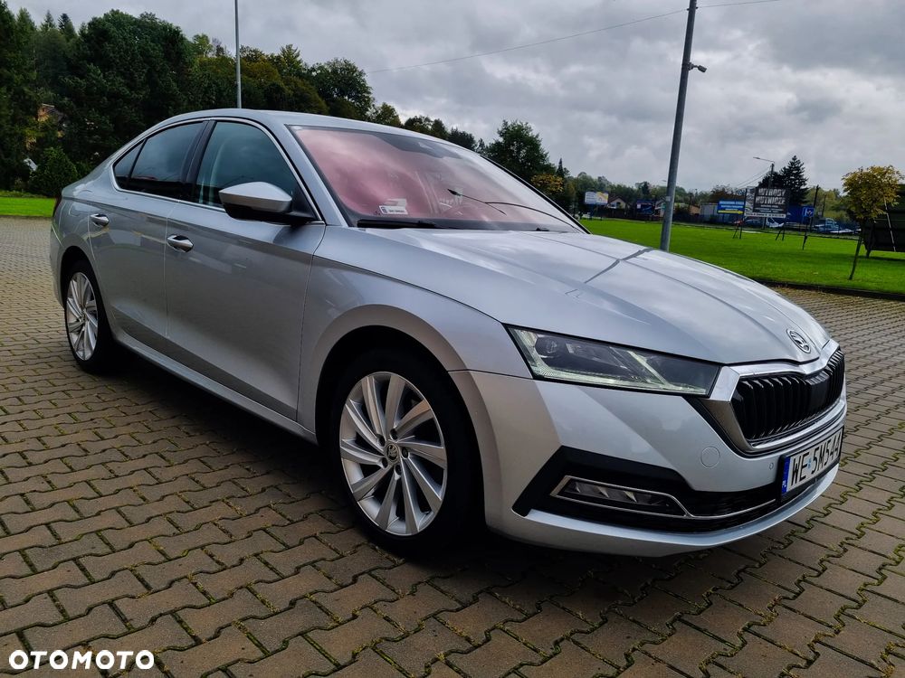 Skoda Octavia 2.0 TSI 4x4 Style DSG - 11