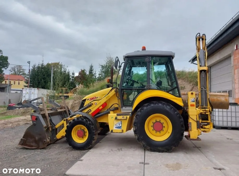 New Holland B90B - 3