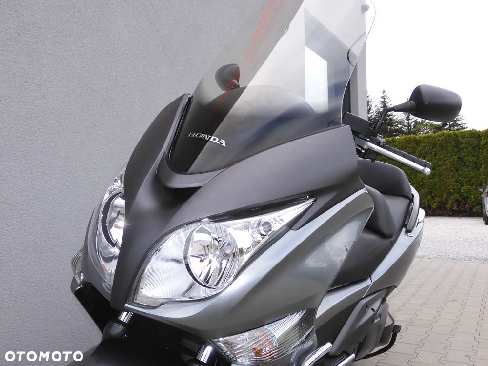 Honda SW-T400 - 25