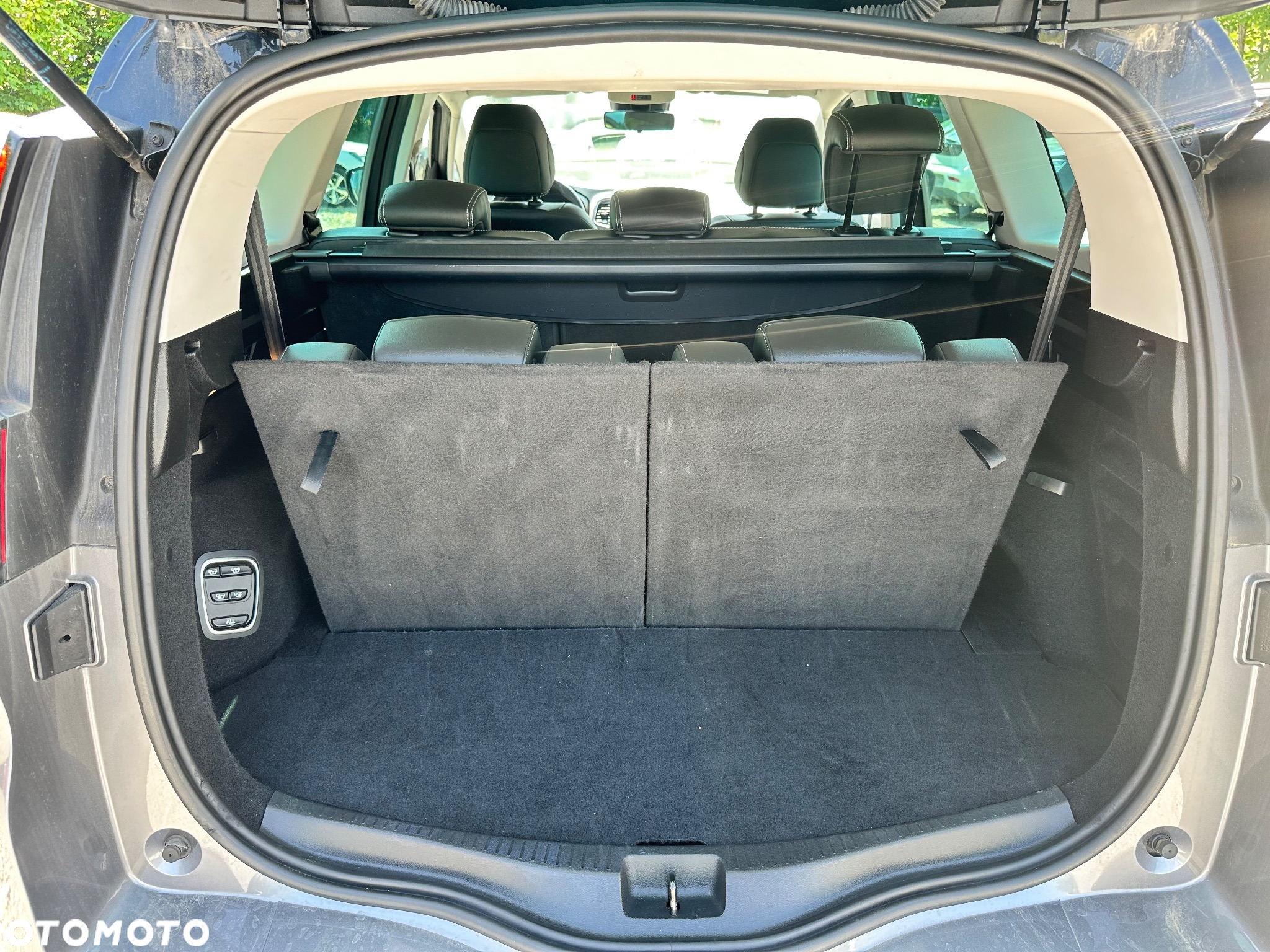 Renault Grand Scenic TCe 115 GPF BUSINESS EDITION - 10