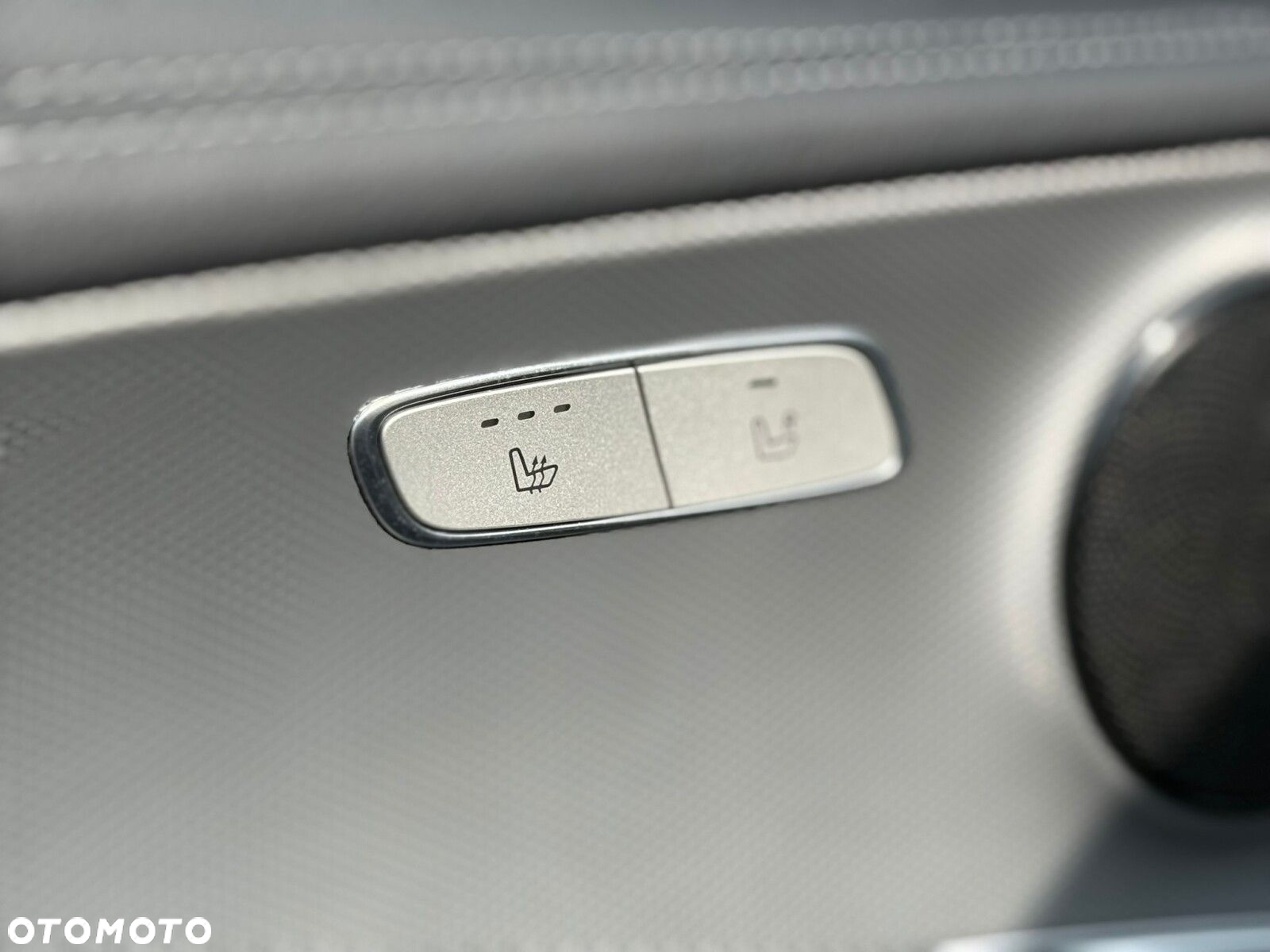 Mercedes-Benz Klasa E 200 9G-TRONIC - 13