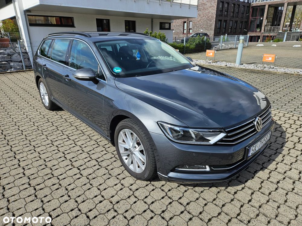 Volkswagen Passat 2.0 TDI (BlueMotion Technology) DSG Highline - 1