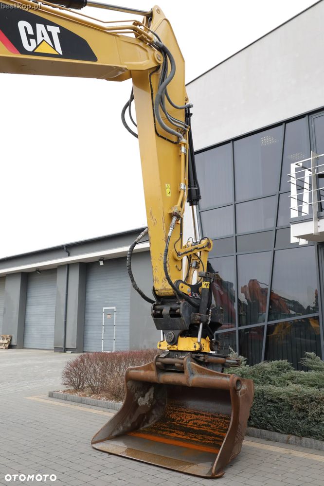 Caterpillar 320FL CAT - 16