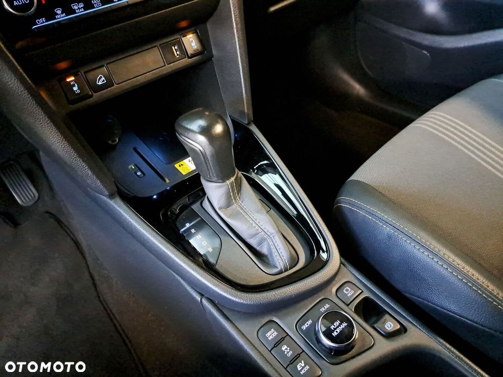 Toyota Yaris Cross Hybrid 1.5 Adventure 4x4 - 27