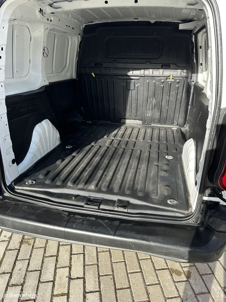 Peugeot PARTNER - 13